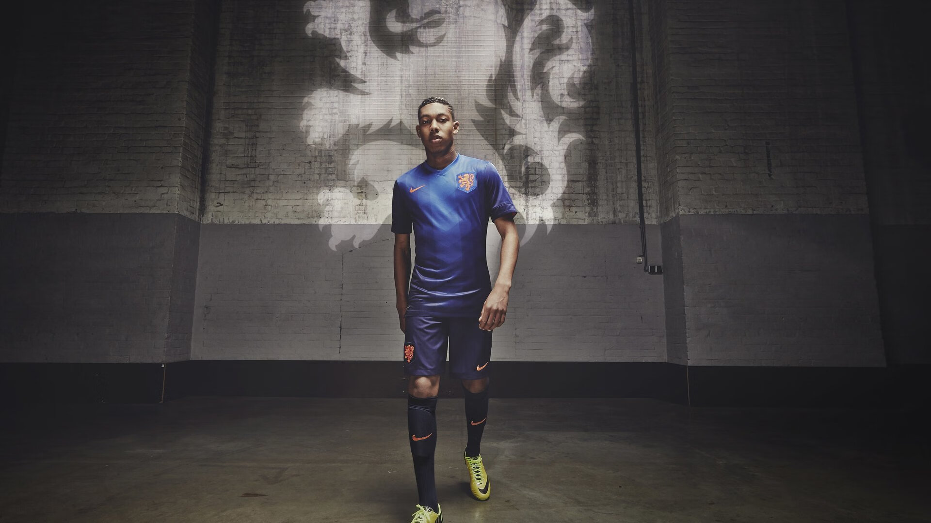 中国足球俱乐部加快国际化布局，海外市场频繁布局，中国足球俱乐部和外国足球俱乐部哪里有不一样